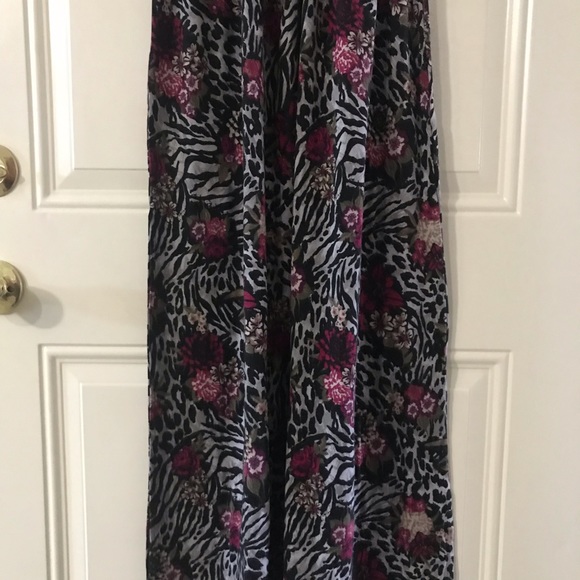 Maxi dress - Picture 2 of 3